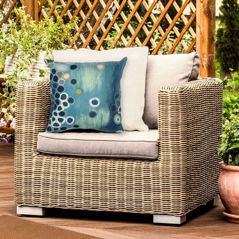 Liora Manne Visions IV Sunken Treasure Indoor/Outdoor Pillow Aqua