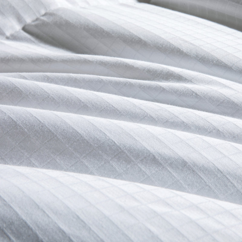Luxurious White Cotton King Down Alternative Duvet