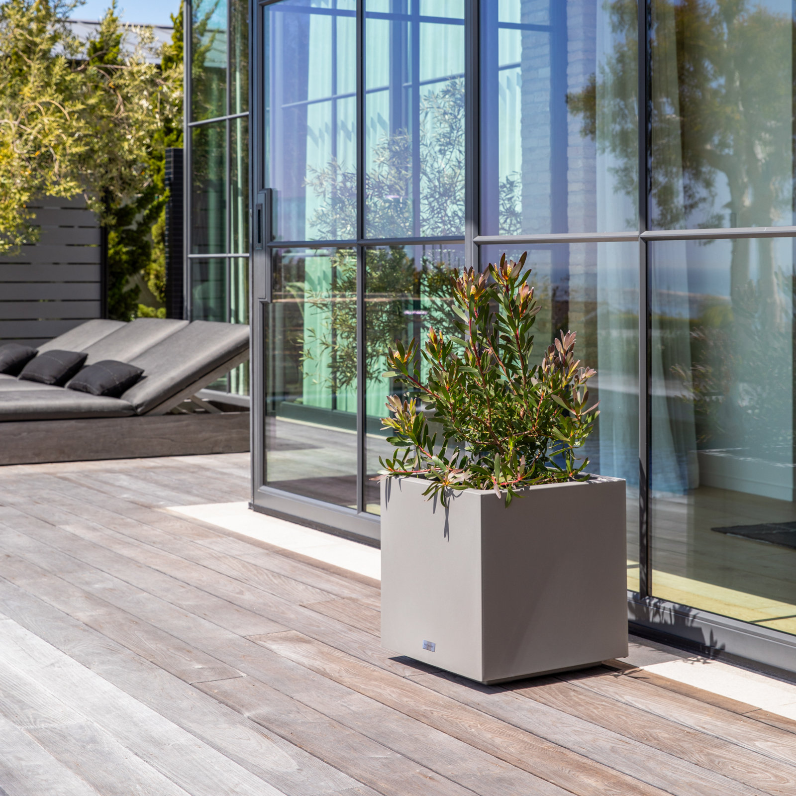 21" Planter Box, 22.25" H x 21" W x 21" D, Gray