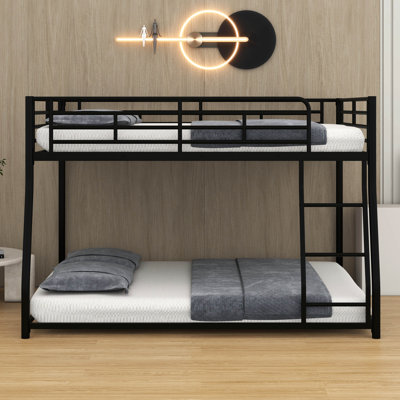 Lit double superposé au-dessus de grand lit double, lit superposé en métal robuste avec échelle inclinée et garde-corps