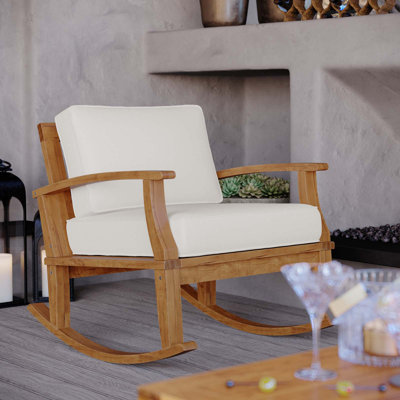 Chaise berçante d'extérieur en teck Marina