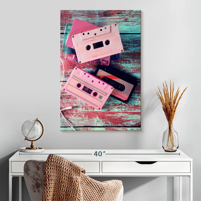 Cassette et écouteurs Abarca, H 30 po x l 20 po