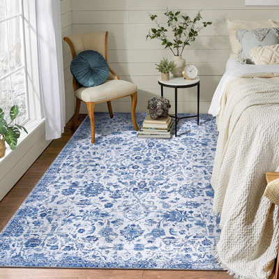 Rodneisha Washable Oriental Indoor Rug