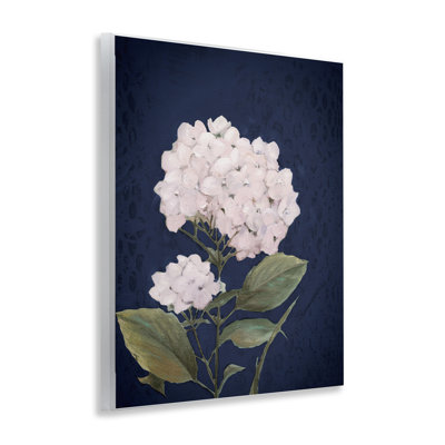 Art mural en forme d'hortensia blanc par Patricia Pinto