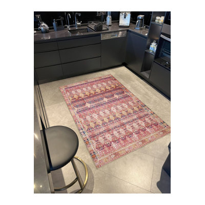 Tapis décoratif lavable à la machine rose