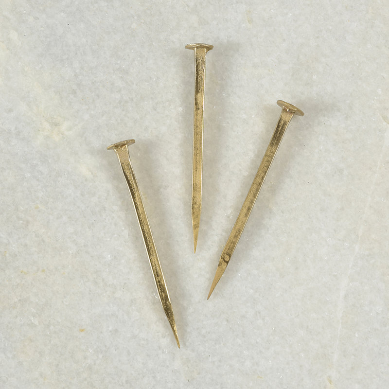 Crochet mural Goza, Laiton