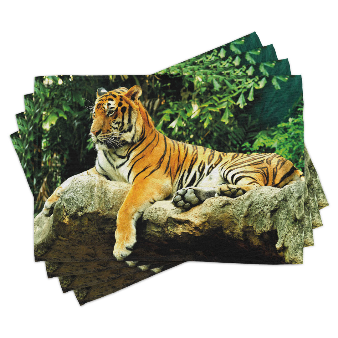 Platzdeckchen 4er-Set, Große Katze ruht im Wald, Multicolor