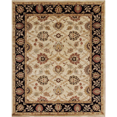 Mahal Hand Knotted Wool Area Rug