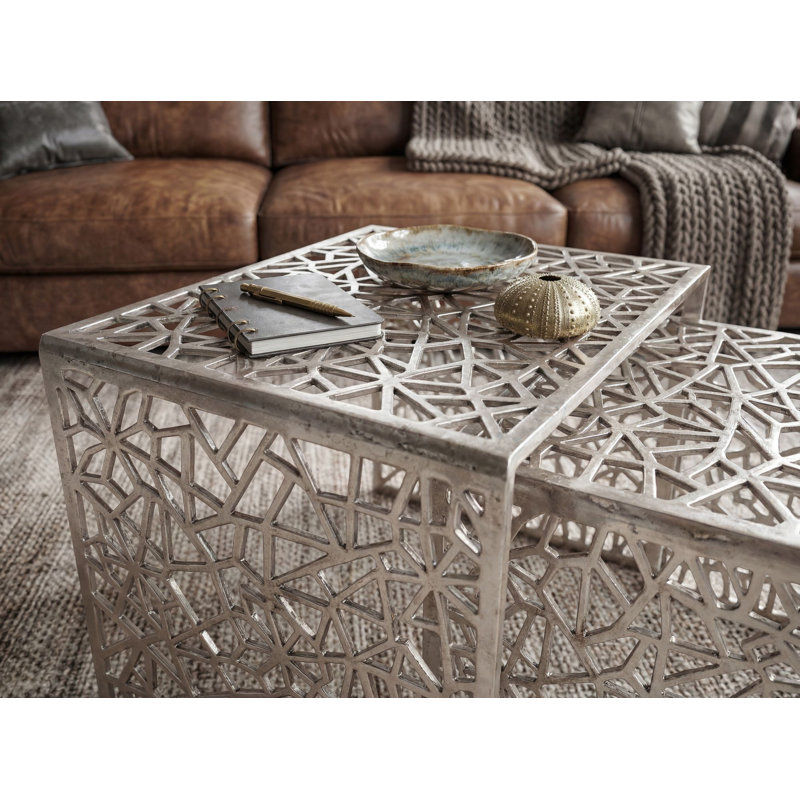 Set of 2 Rectangular Aluminium Nesting Coffee Tables in Silver