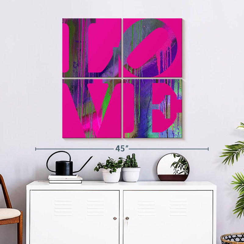 Tergel Love Pink, 32" H x 32" W