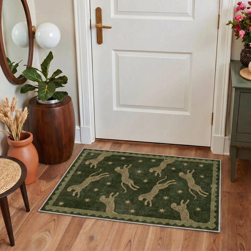 Cheetah Collection Animal Print Machine Washable Green / Beige Indoor Area Rug with Non-Slip Backing, Round 5'