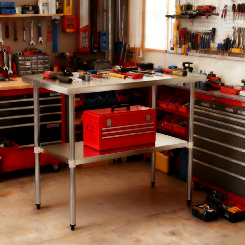 Table de travail commerciale en acier inoxydable de 24 po x 72 po pour les espaces restreints, pieds galvanisés, facile à nettoyer, équipement sous la table, calibre 18, rouille, assemblage,