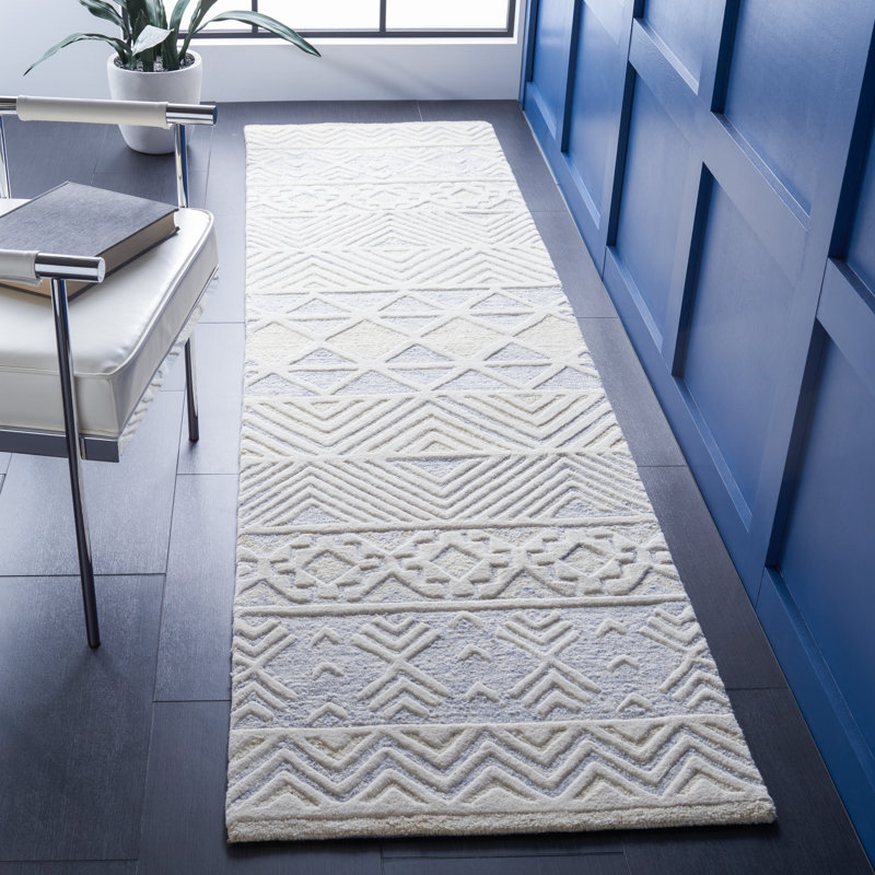 Artistry Hand Tufted Wool/Cotton Southwestern Rug in Ivory/Light Gray, Runner 2'3" x 9'