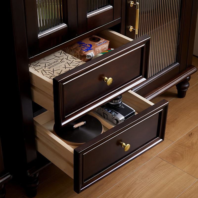 Buffet en bois massif de style Mid-antique