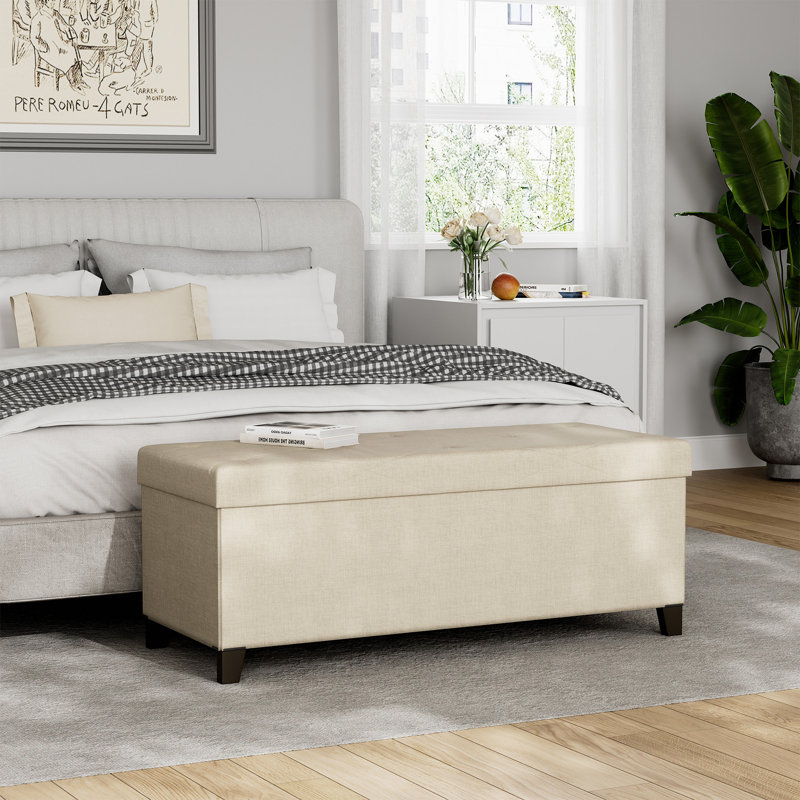 Banc de rangement rembourré avec pieds en bois massif Jenaya, Beige