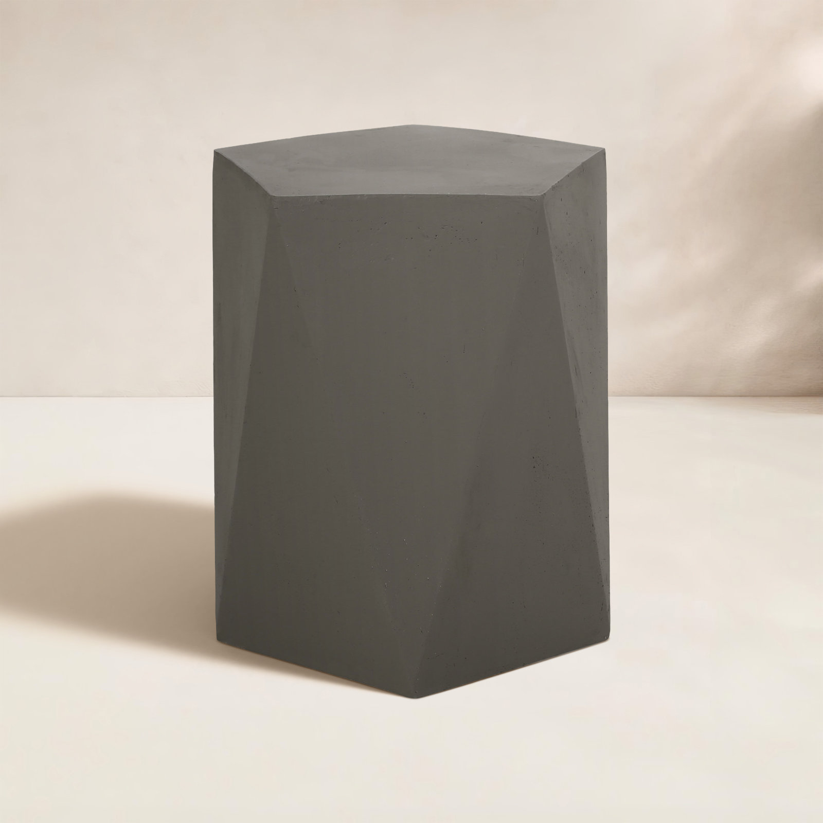 Elyas 16'' Stone Outdoor Side Table, Gray