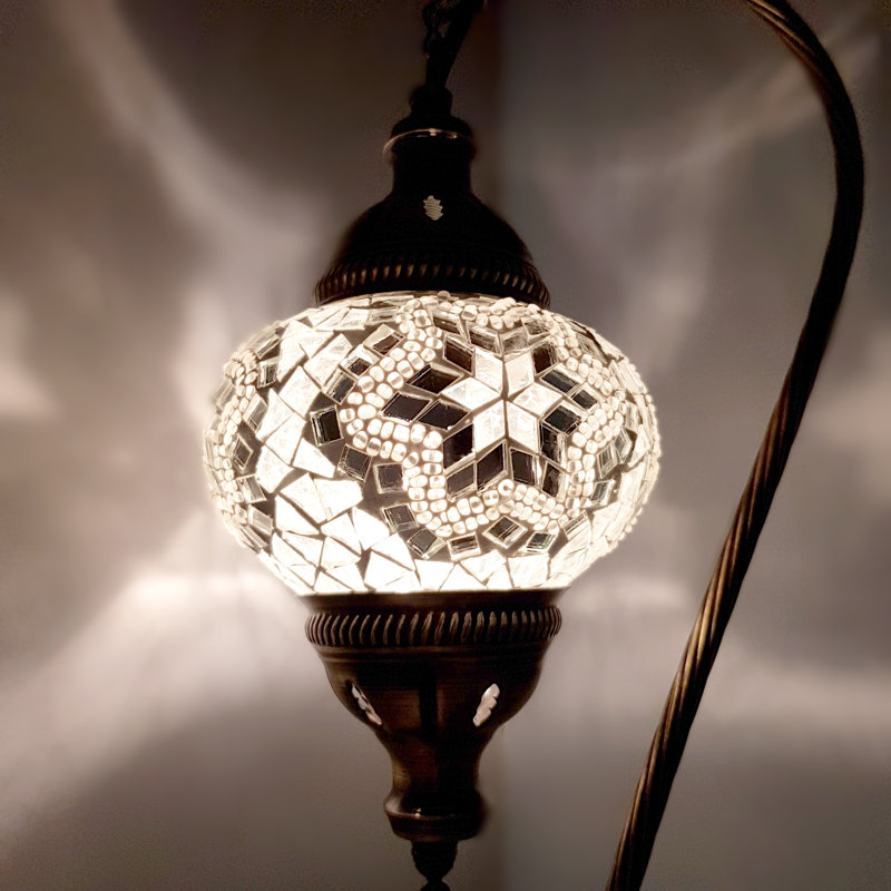 Bonanno Metal Arched Lamp