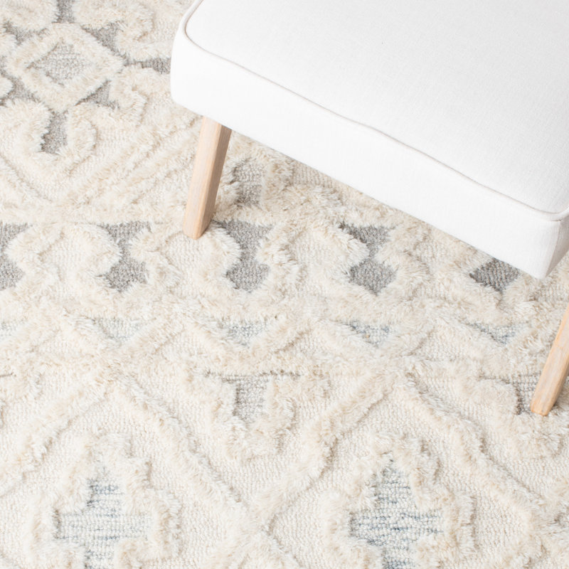 Neillsville Hand Tufted Wool And Cotton With Latex Southwestern Rug, Rectangle 3' x 5'