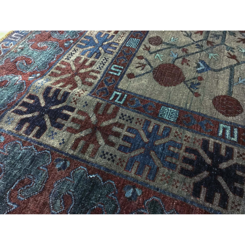 Wool Oriental Area Rug in Blue