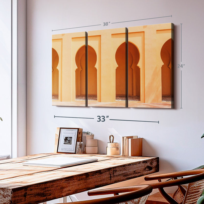 Architecture «Classic Moroccan Arches» sur toile, H 24 po x l 38 po x P 1,25 po