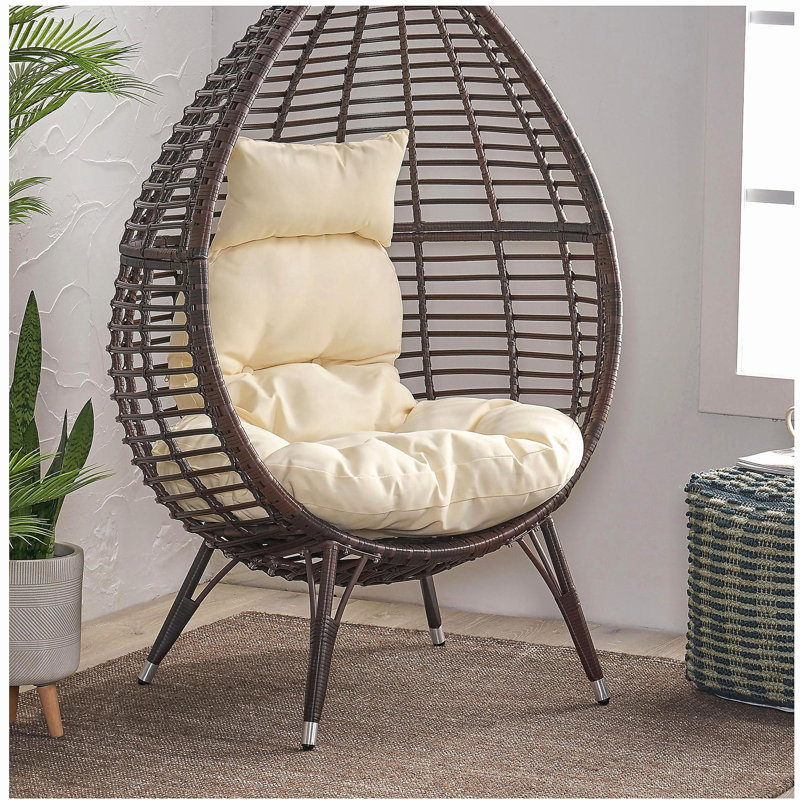 FAUTEUIL À DÉCOUPES CUTTER