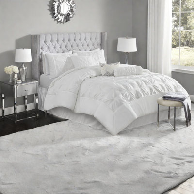 Elegant 7-piece Queen Bedding Set, 100% Polyester, Contemporary Pleated Design For Bedroom