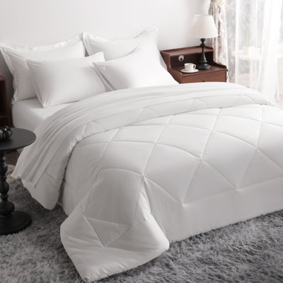 5 Pieces Brushed Microfiber Bed In A Bag Bedding Set, Soft Bedding Set