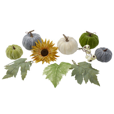 Pumpkins Berries Flowers and Leaves Thanksgiving Decor Set