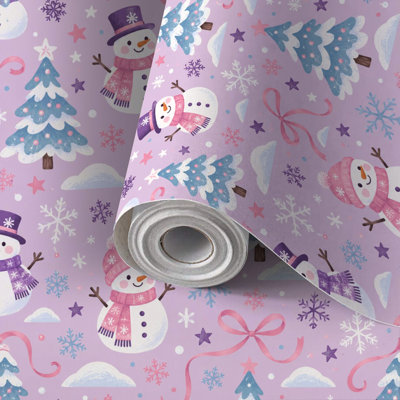 Papier peint adhésif décoratif amovible, motif bonhommes de neige, sapins et flocons de neige, idéal pour les locataires. Parfait pour la chambre, le salon, la cuisine, la salle de bain ou comme mur d'accent. Facile à poser soi-même.