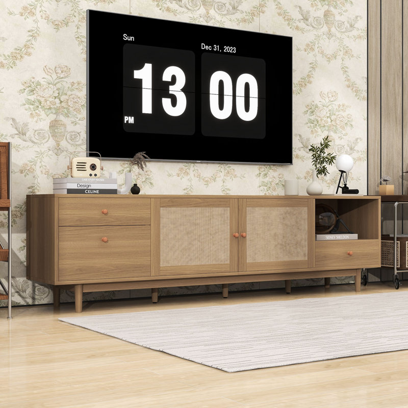 Meuble télé bohémien avec portes et tiroirs en rotin