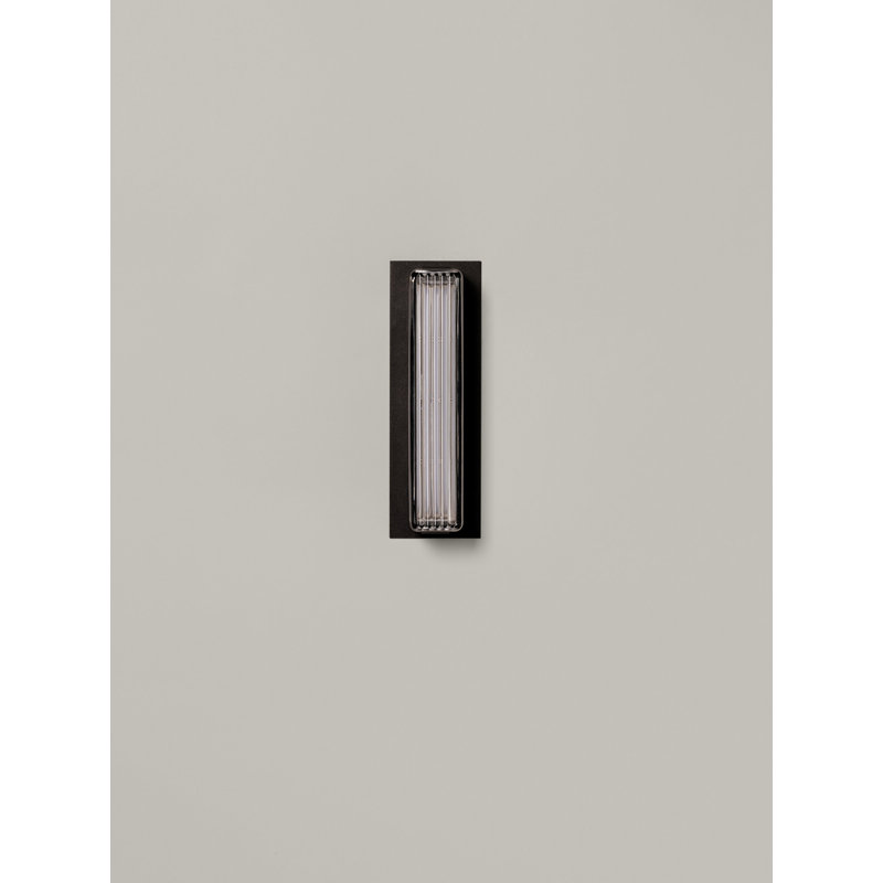Estadio Singular, Texturized Black
