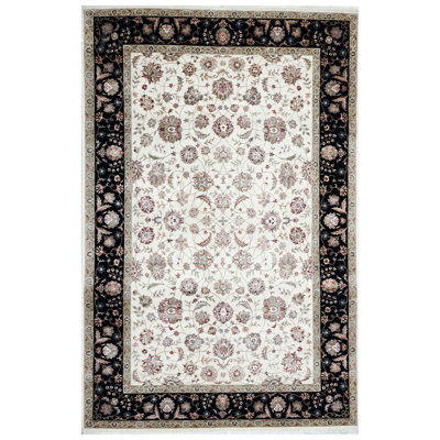 Hand Woven Wool Floral Area Rug