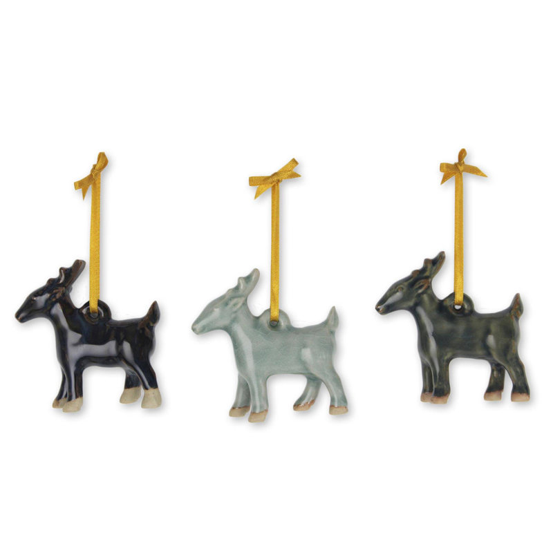 Ornement figurine suspendu en céramique cerf celadon