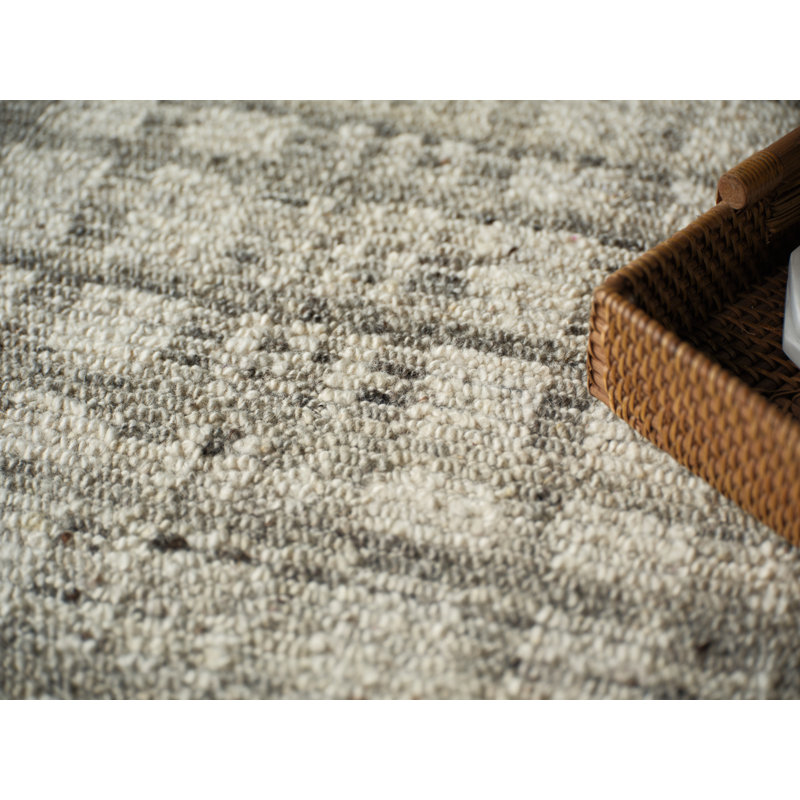 Desi hand-knotted Wool Light Silver Area Rug, Rectangle 9' x 12', Light Silver