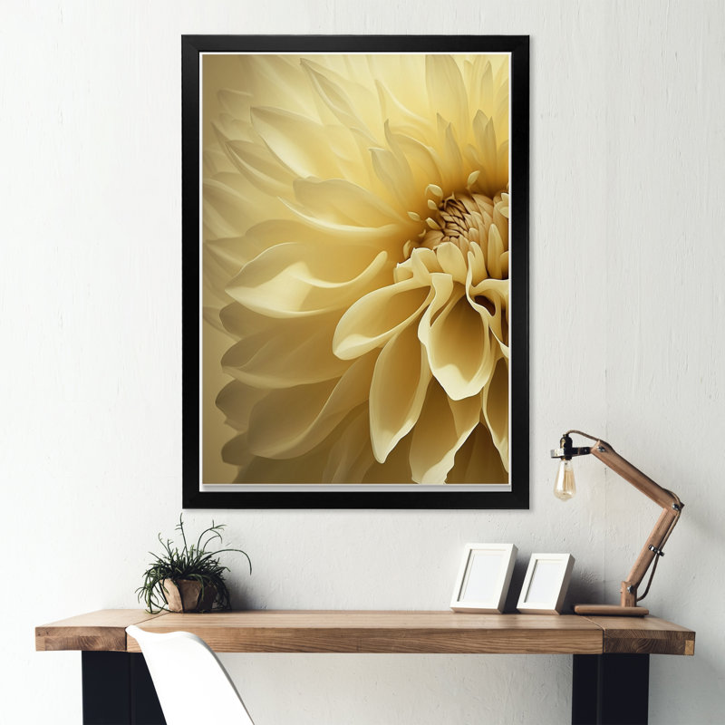 «Yellow Dahlia Flower I», reproduction sur toile, Impression noire sur toile encadrée, H 32 po x l 16 po x P 1 po