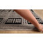 Tapis noir / ivoire d’inspiration mondiale Kailee-729047023