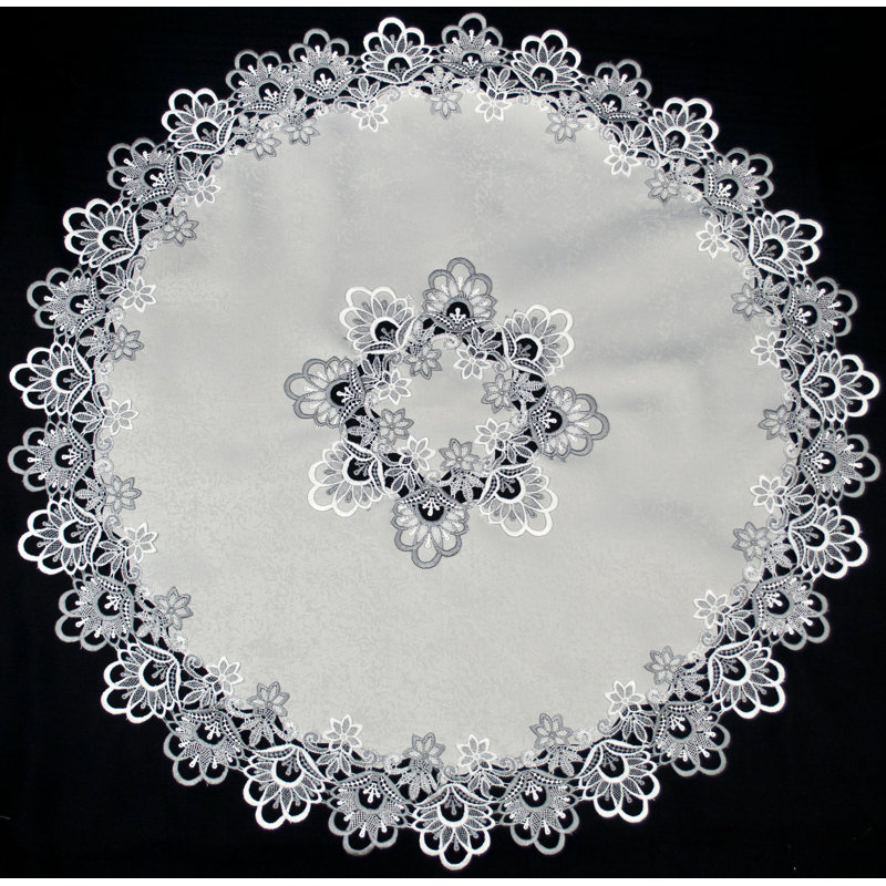 Napperon / plateau de table en dentelle argentée Stalnaker (rond 33 po)