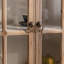Blanc + vitrines en bois massif Burlywood