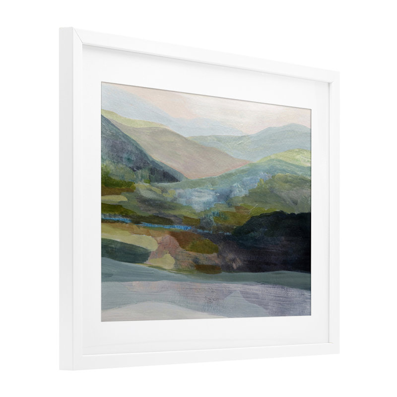 «Misty Morning Mountain», reproduction encadrée sous verre, conception de Farren Lee, Cadre blanc côtier, H 17 po x l 21 po