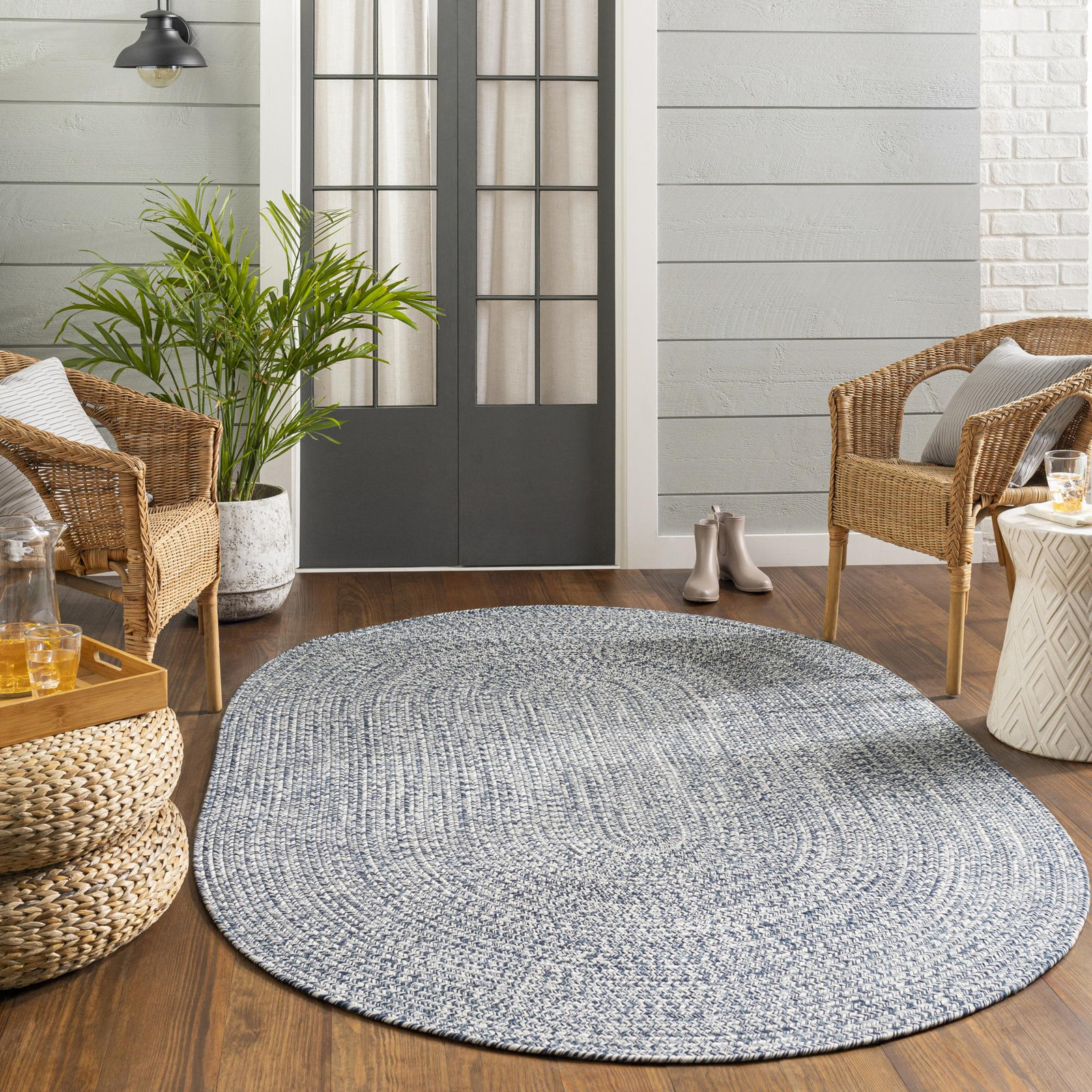 Leroux Outdoor Rug, Oval 6' x 9'