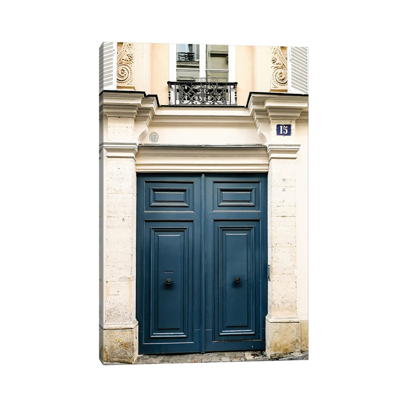 «Paris Door III» par Ruby and B - Photographie sur toile tendue, H 26 po x l 18 po x 1,5 po