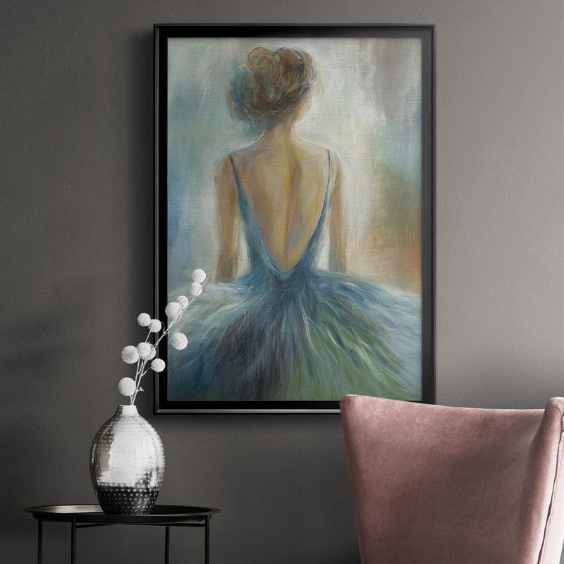 Lady in Blue, impression sur papier encadrée, H 42,5 po x l 30,5 po x P 1,25 po, Noir