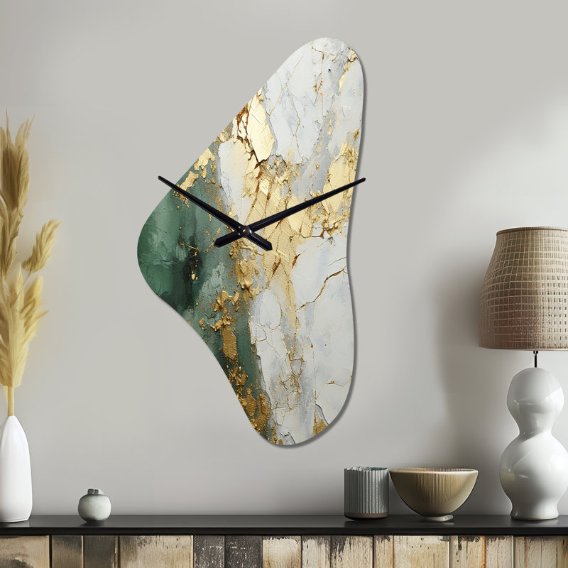 Or et vert peinture fusion - peinture abstraite horloge asymétrique en métal, forme unique d'horloge murale beige, Grand