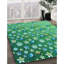 Tapis vert à motif floral-850114878