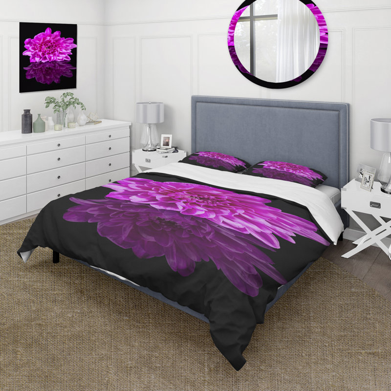 Simple fleur de chrysanthème sur fond noir - ensemble de housse de couette traditionnel - microfibre de polyester