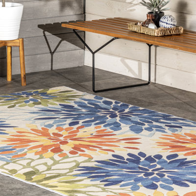 Floral Indoor / Outdoor Area Rug