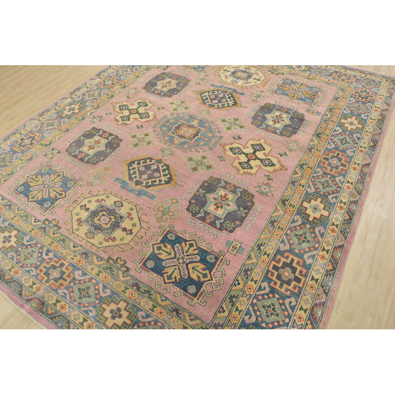 Tapis rose nouvel âge Monyca 8 pi 2 po x 9 pi 11 po Monyca