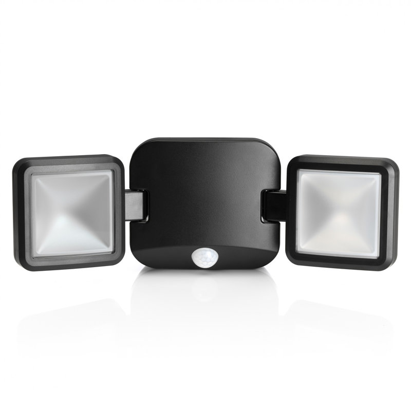 Sabillasville Pir Dual Head Flood Light