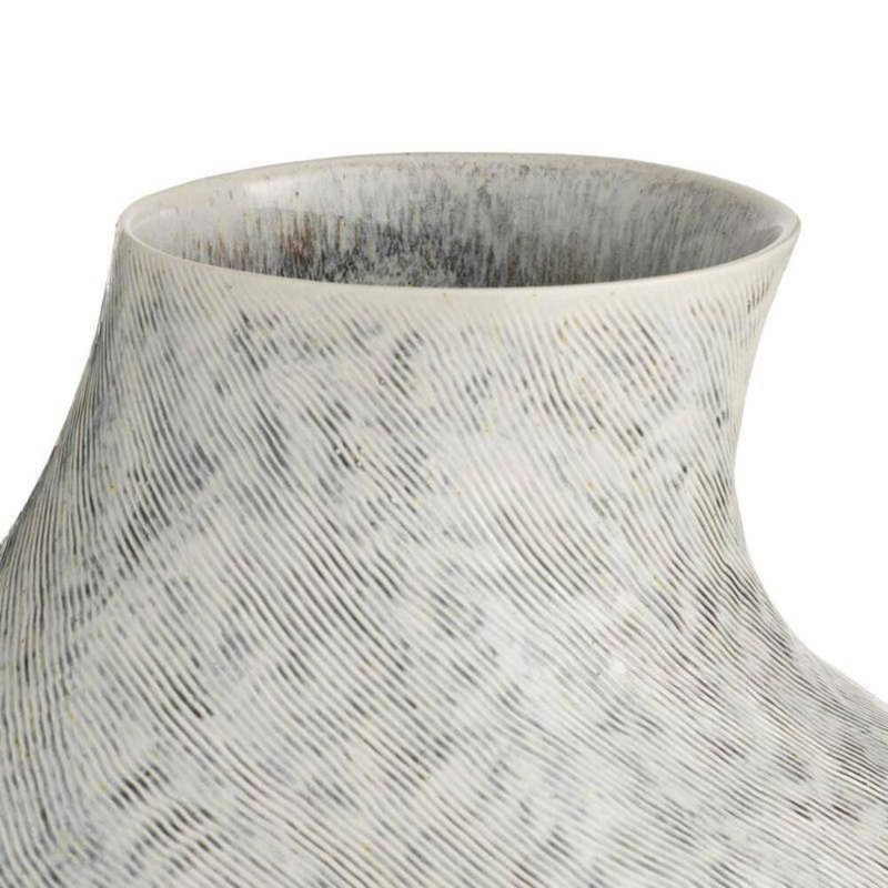 Irelia Porcelain China Table Vase