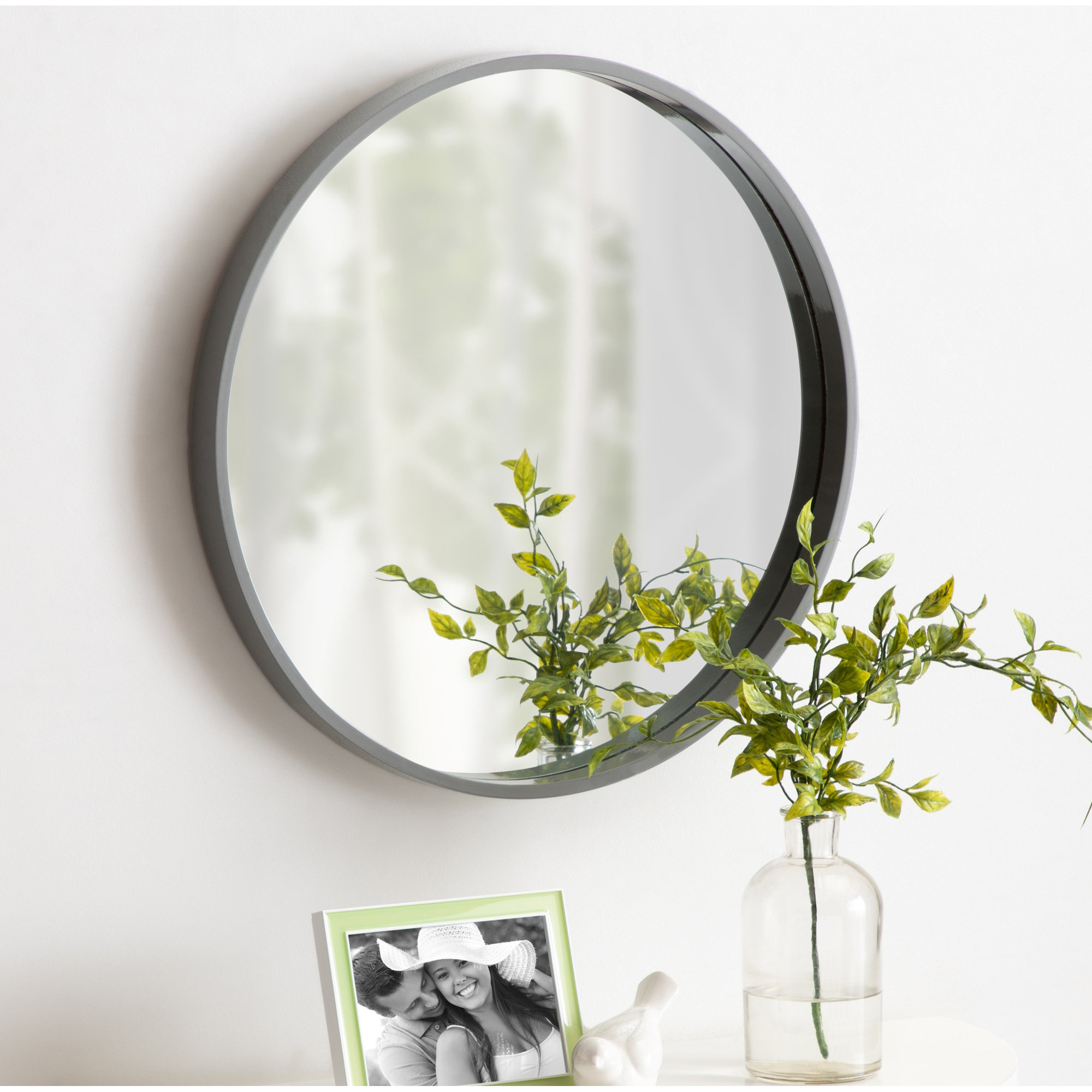Arranjeet Modern Round Wall Mirror, Gray, 21.6" x 21.6"